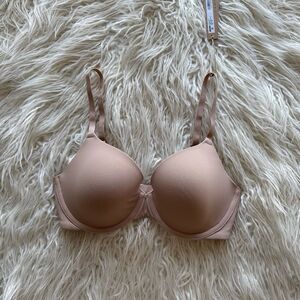 Skims Fits Everybody T-Shirt Bra Mica Size 32D